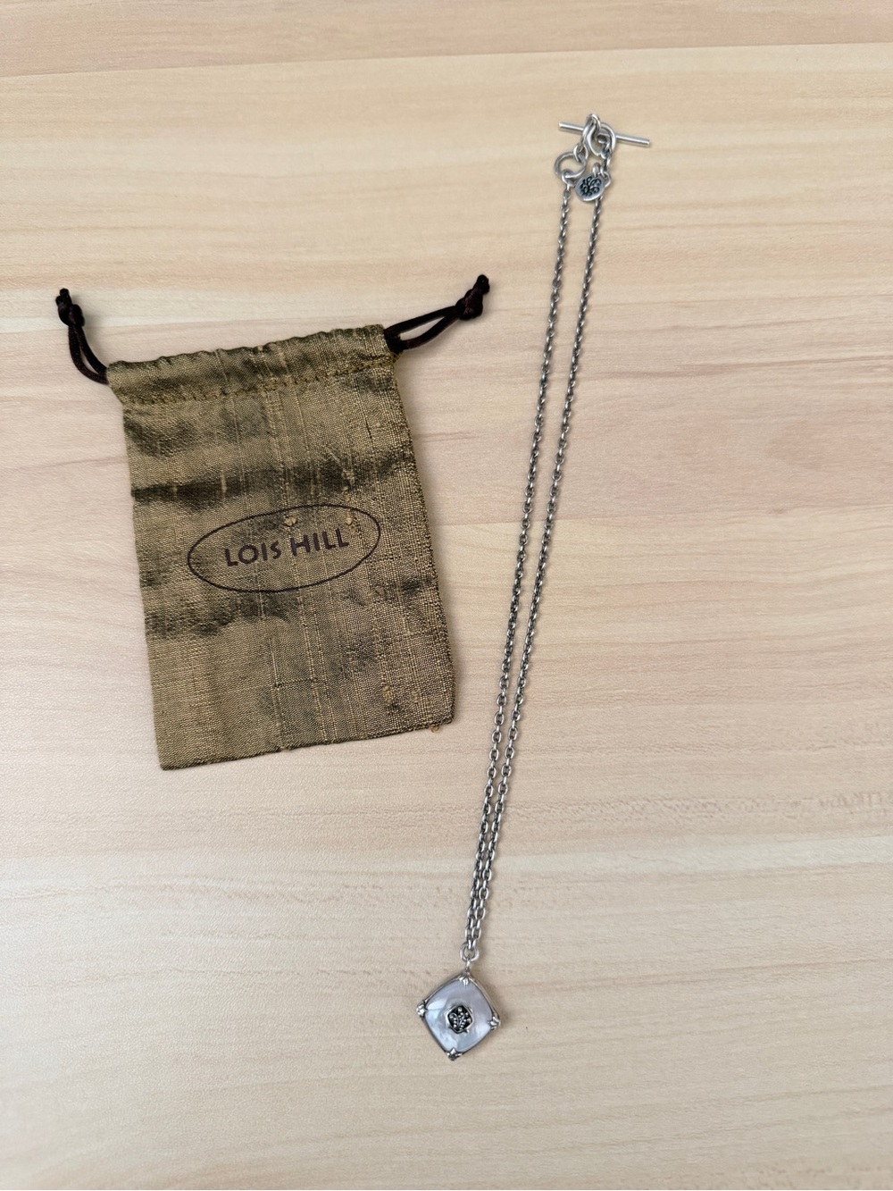Lois Hill Silver Mother-of-Pearl pendant Necklace